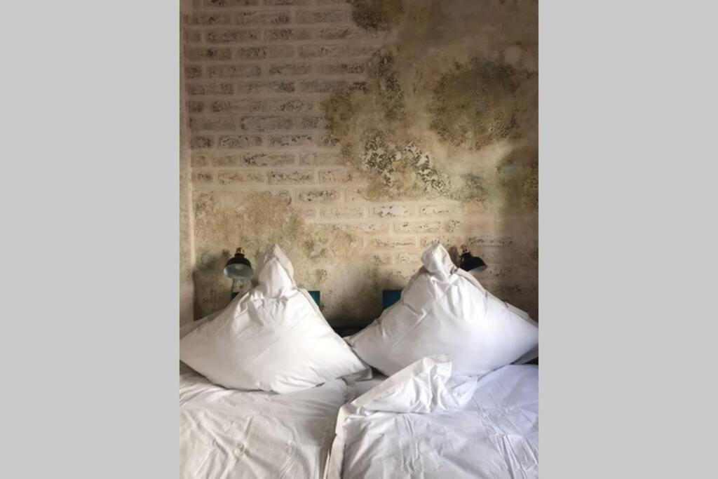 Wunderschoene Wohnung Mit Blick Auf Die Weinberge Neustadt an der Weinstraße Exterior foto